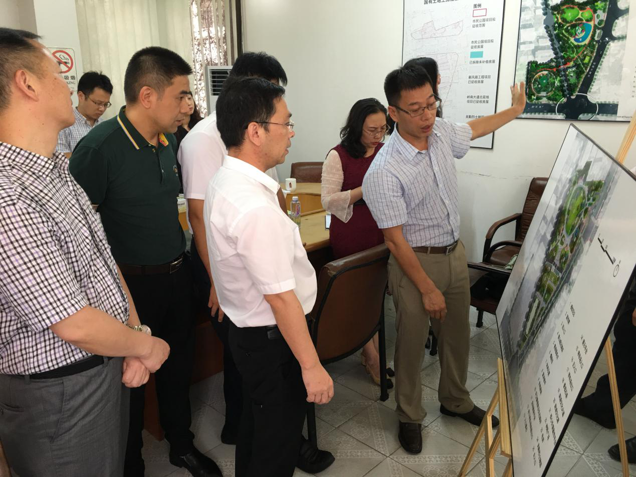 市政府副秘书长黄飞飞同志带队赴禅城区...